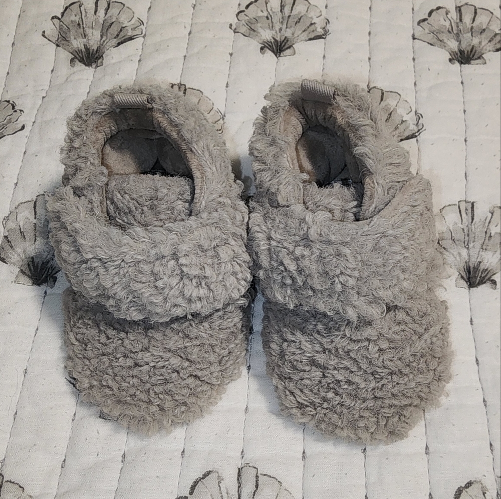 Primark Baby Booties Size 6/9 Months